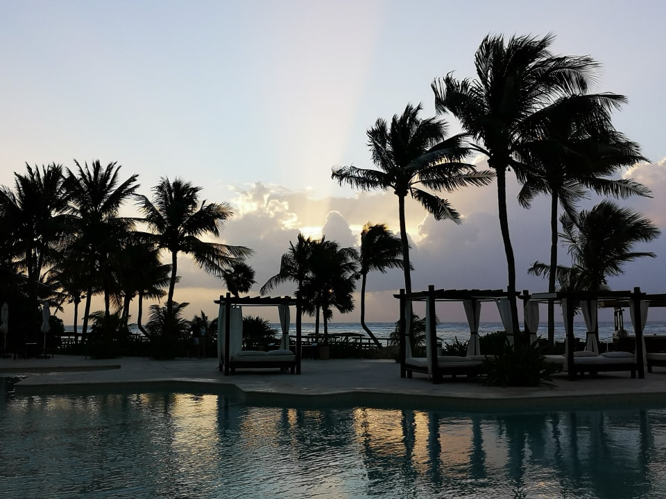 Pool Akumal Bay Beach & Wellness Resort
