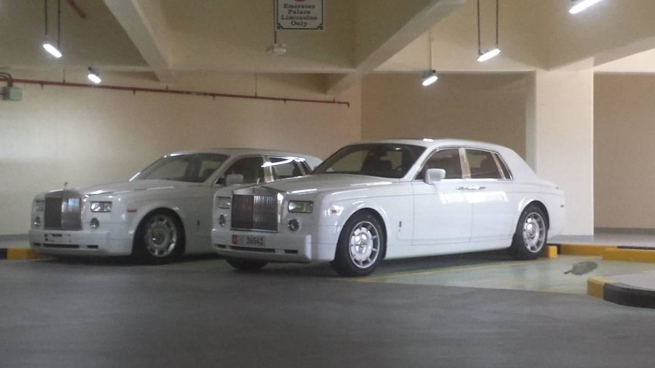 Hoteleigene Luxusfahrzeuge Emirates Palace Mandarin Oriental