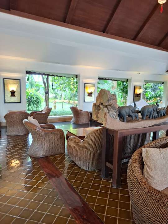 Lobby Laluna Hotel & Resort