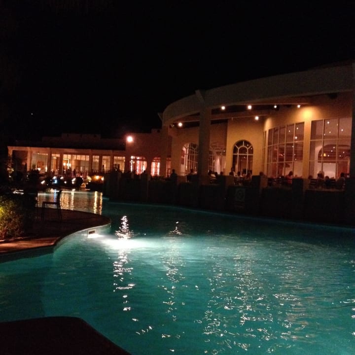 Front view restaurant Prima Life Makadi Resort