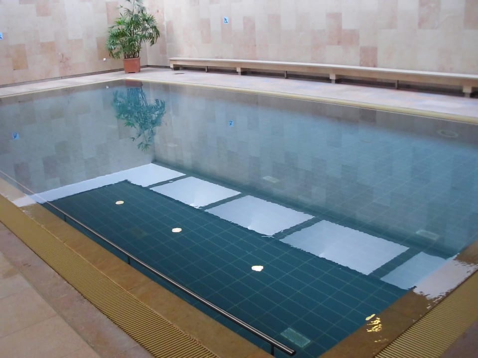 Das warme Hallenbad Ostseehotel Dierhagen