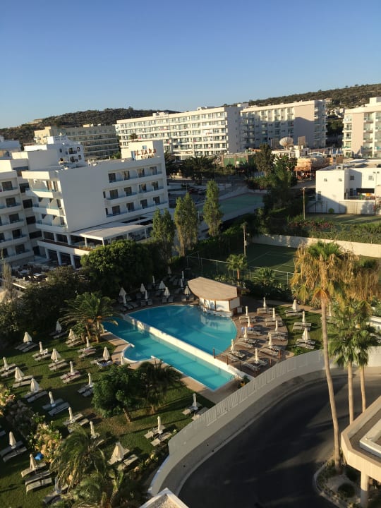 Pool Hotel Sunrise Beach