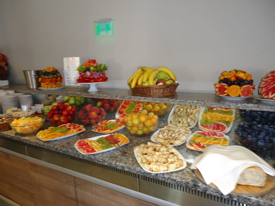 Obstauswahl Hotel Sineva Beach