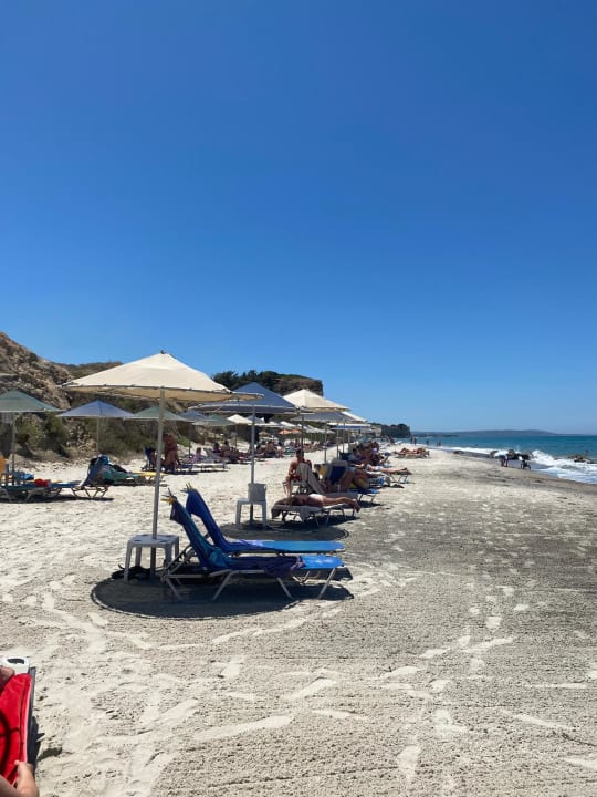 Strand Hotel Kouros Palace