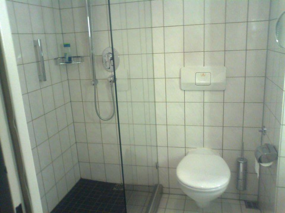 Dusche und WC Dorint Hotel Bonn