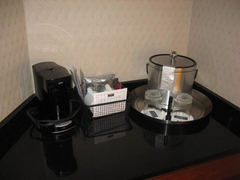 Kaffeemaschine im Zimmer DoubleTree By Hilton Montreal