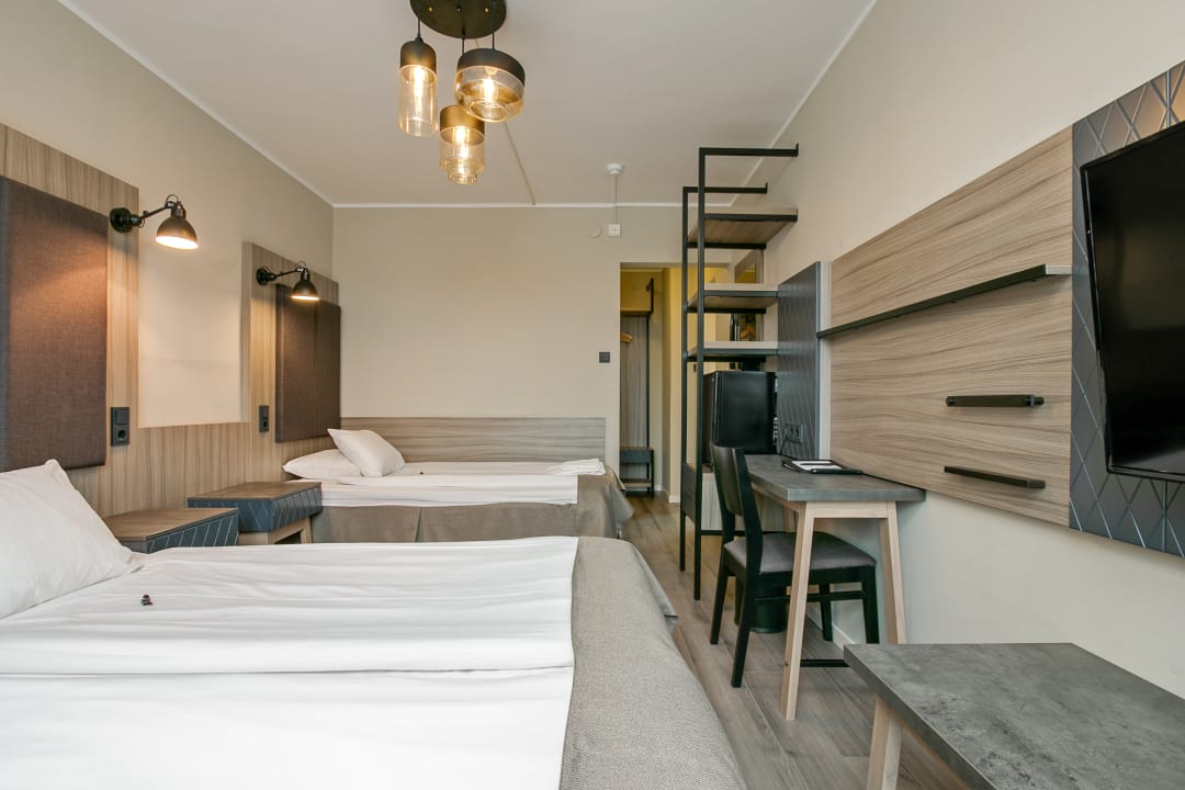 Zimmer First Hotel Brommaplan