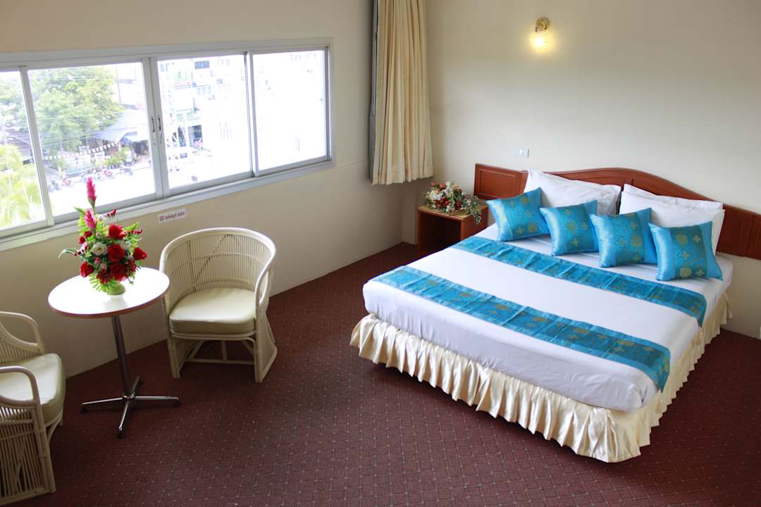 Rooms Chumphon Gardens Hotel