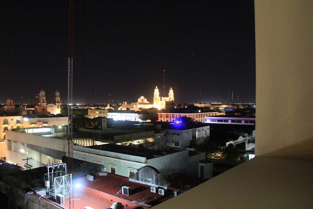 Вид из окна Gamma by Fiesta Inn Mérida El Castellano