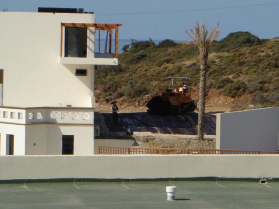 Aussicht von Maissonette auf Baustelle Restaurant alltoura Club Hotel Kiotari Miraluna