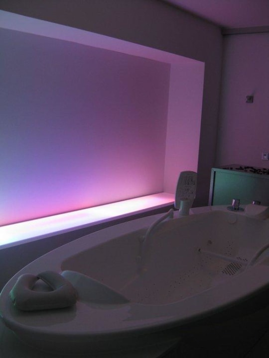 Massagebadewanne mit Stimmungslicht Göbel's Vital Hotel Bad Sachsa