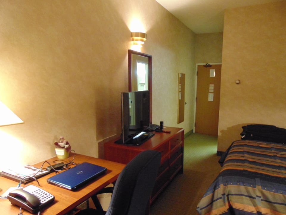 Work station Quality Hotel & Suites Airport East