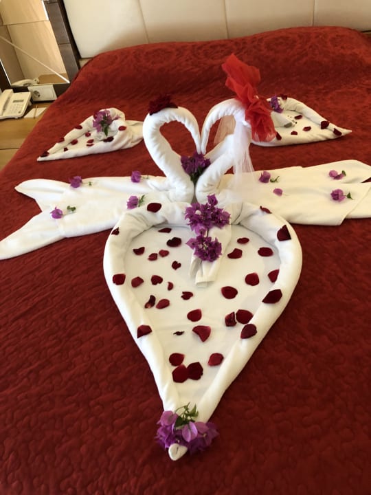 Zimmer Dream World Aqua Hotel