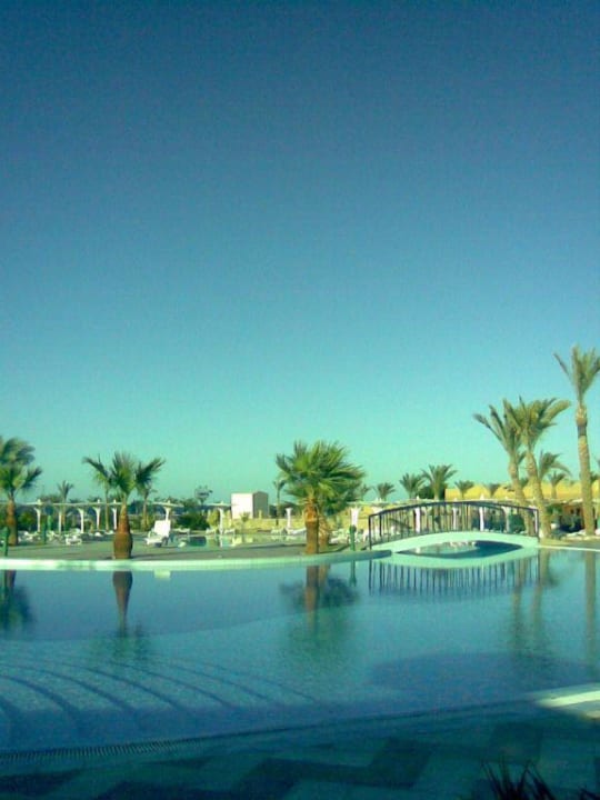 Pool Utopia Beach Club