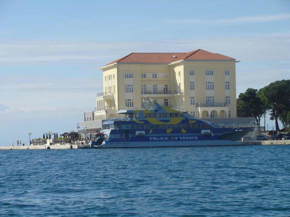 Hotel von außen BO Hotel Palazzo