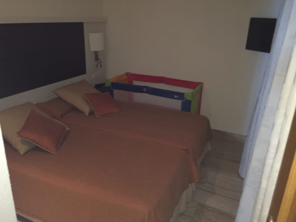 Schlafzimmer Appartment Grupotel Los Príncipes Apartments & Spa