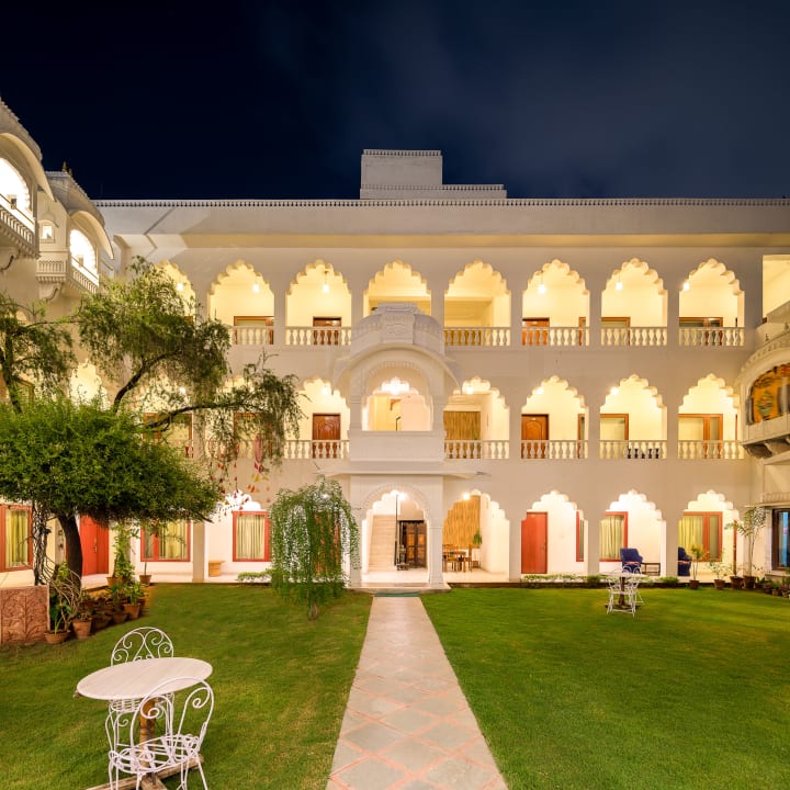 Außenansicht Hotel Rajasthan Palace