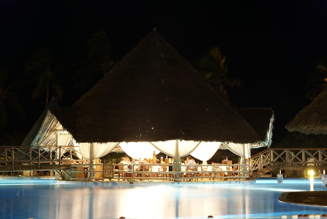 Pizzeria Neptune Pwani Beach Resort & Spa