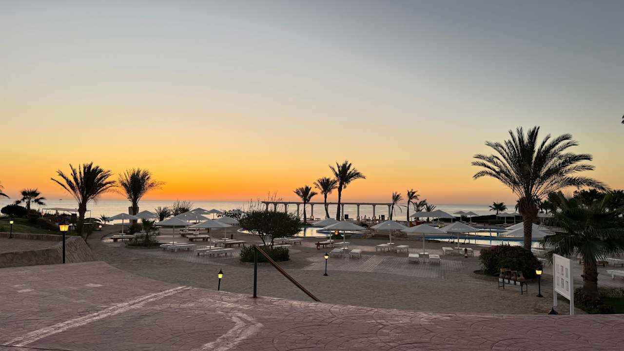 Strand Three Corners Equinox Beach Resort