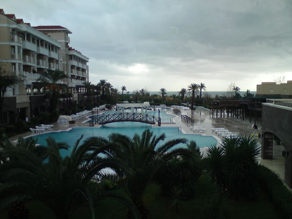 Im Hintergrund. das Meer  Trendy Aspendos Beach Hotel