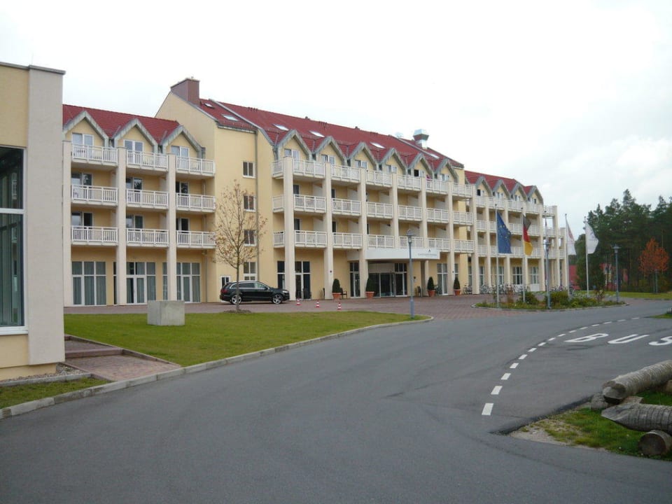 Ansicht von vorn Precise Resort Hafendorf Rheinsberg