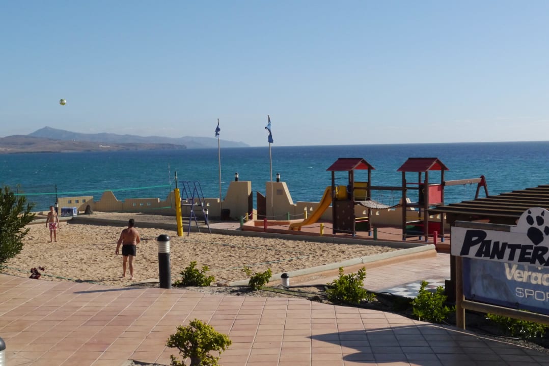 Spielplatz und Beachvolleyballfeld Hotel H10 Tindaya