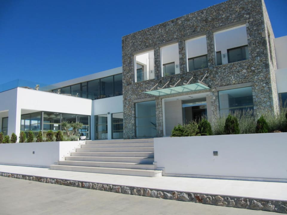 Eingang Diamond Deluxe Hotel & SPA