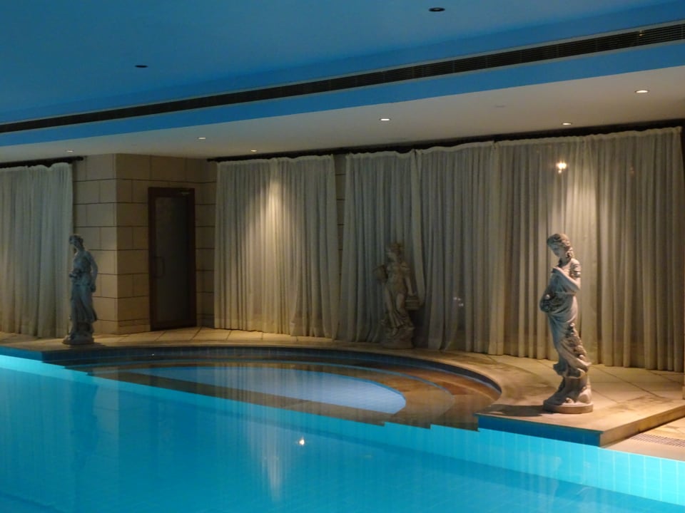 Pool Miramar Al Aqah Beach Resort