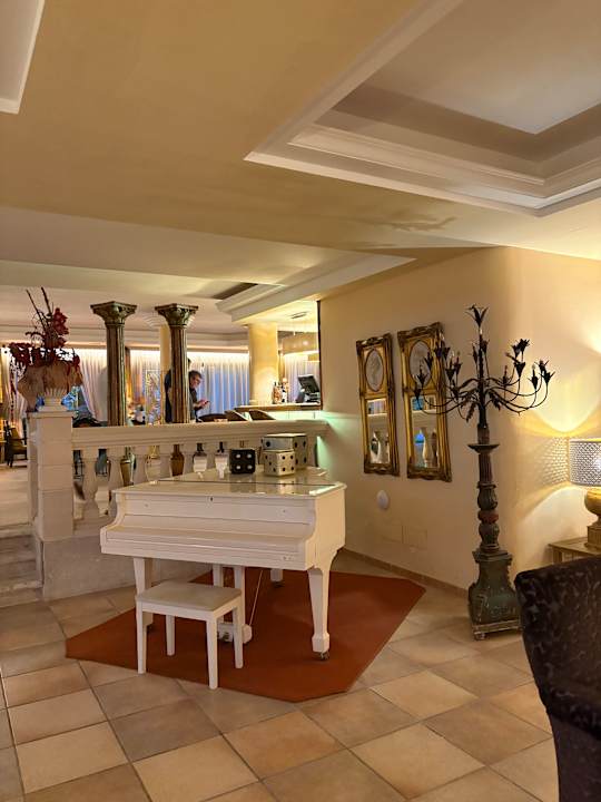 Lobby Lago Garden