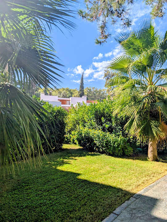 Gartenanlage Mövenpick Resort Antalya Tekirova