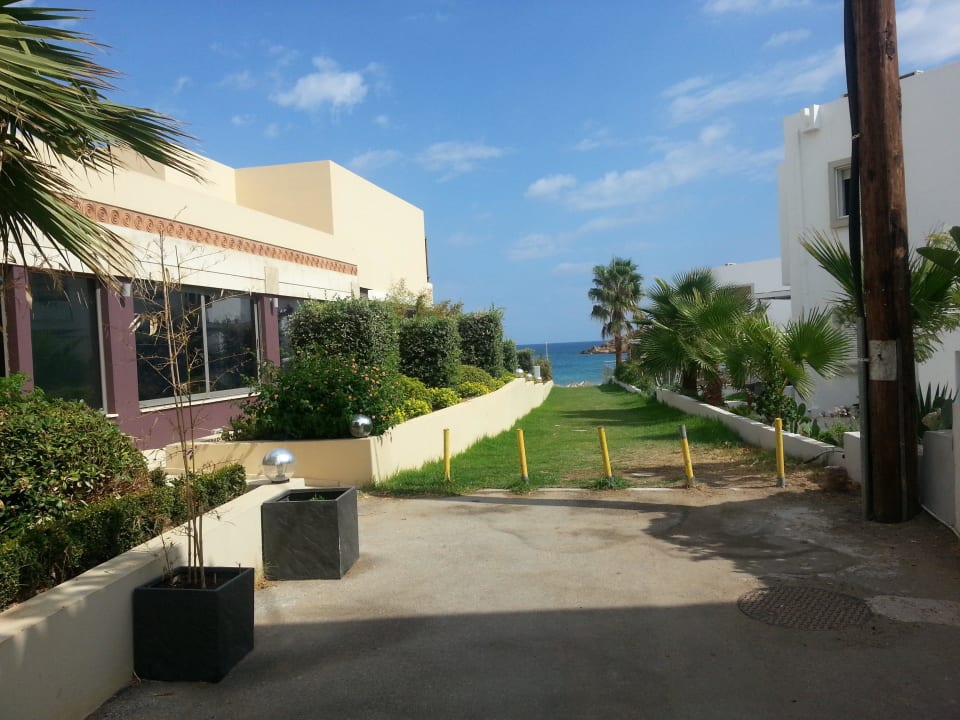 Droga na plaze Sirios Village Hotel & Bungalows