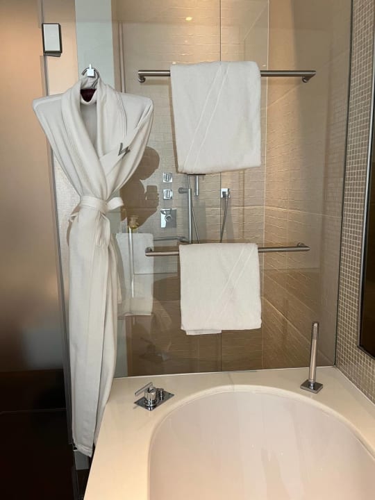 Zimmer W Abu Dhabi - Yas Island