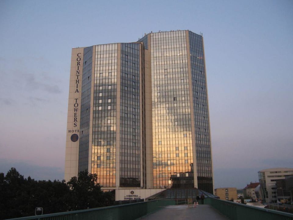 Außenansicht Grand Hotel Prague Towers