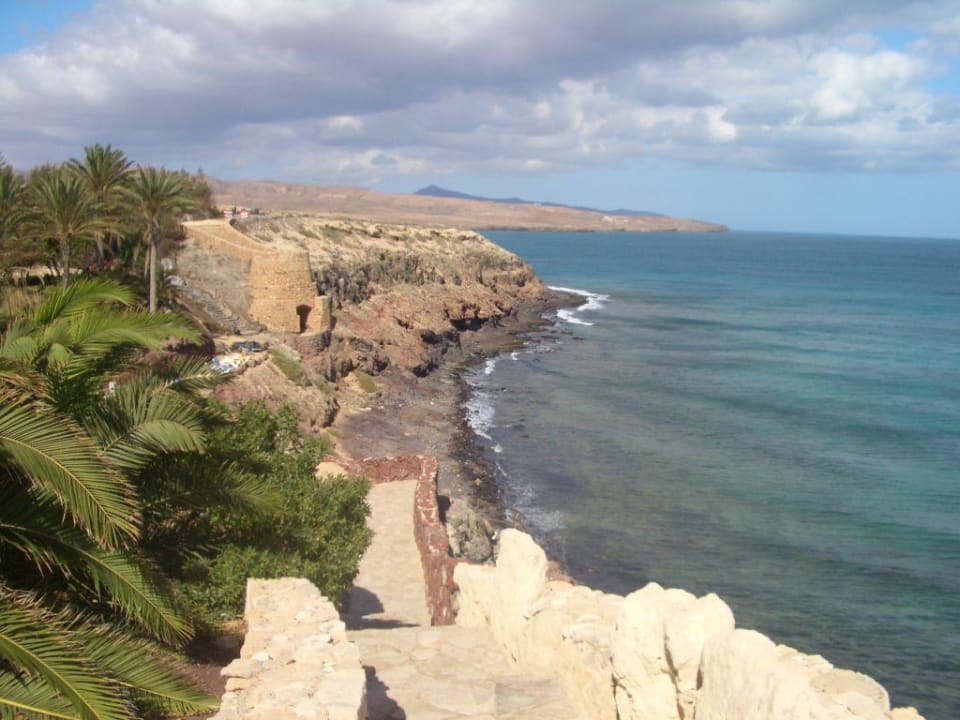 Klippe zum Strand des Hotels R2 Rio Calma Hotel & Spa & Conference