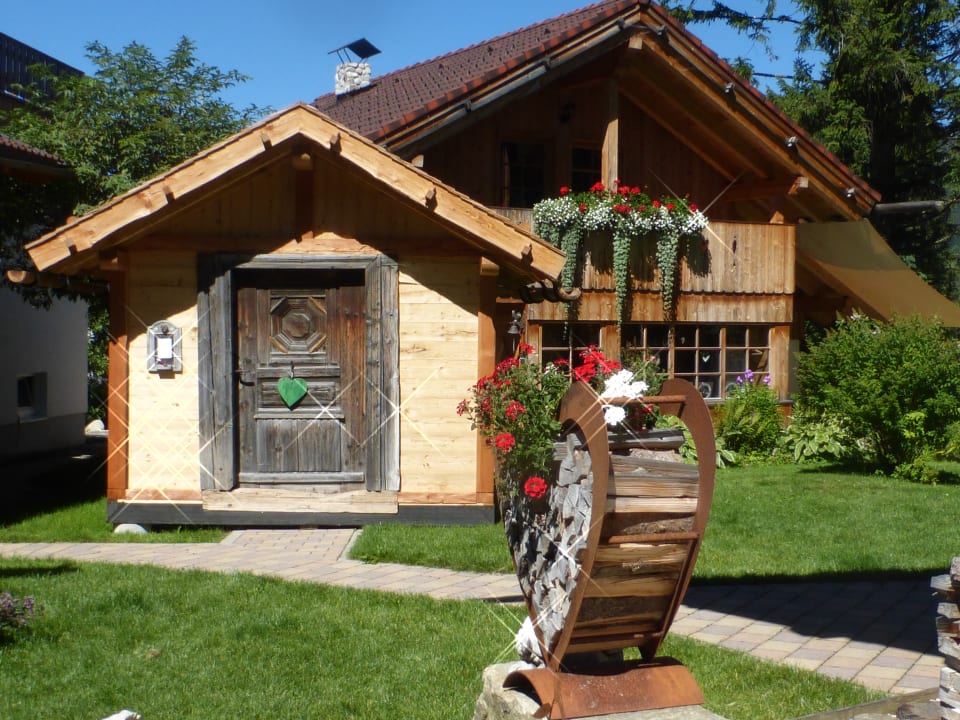 Außenansicht Almhütten Moll am Haldensee