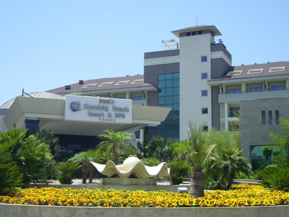 Hoteleingang Sunis Kumköy Beach Resort Hotel & Spa