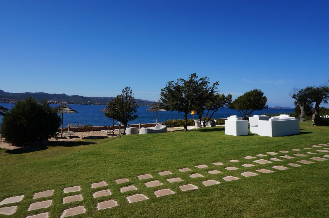 Wunderschön vom Strandrestaurant zum Hotelstrand Hotel La Rocca Resort & Spa