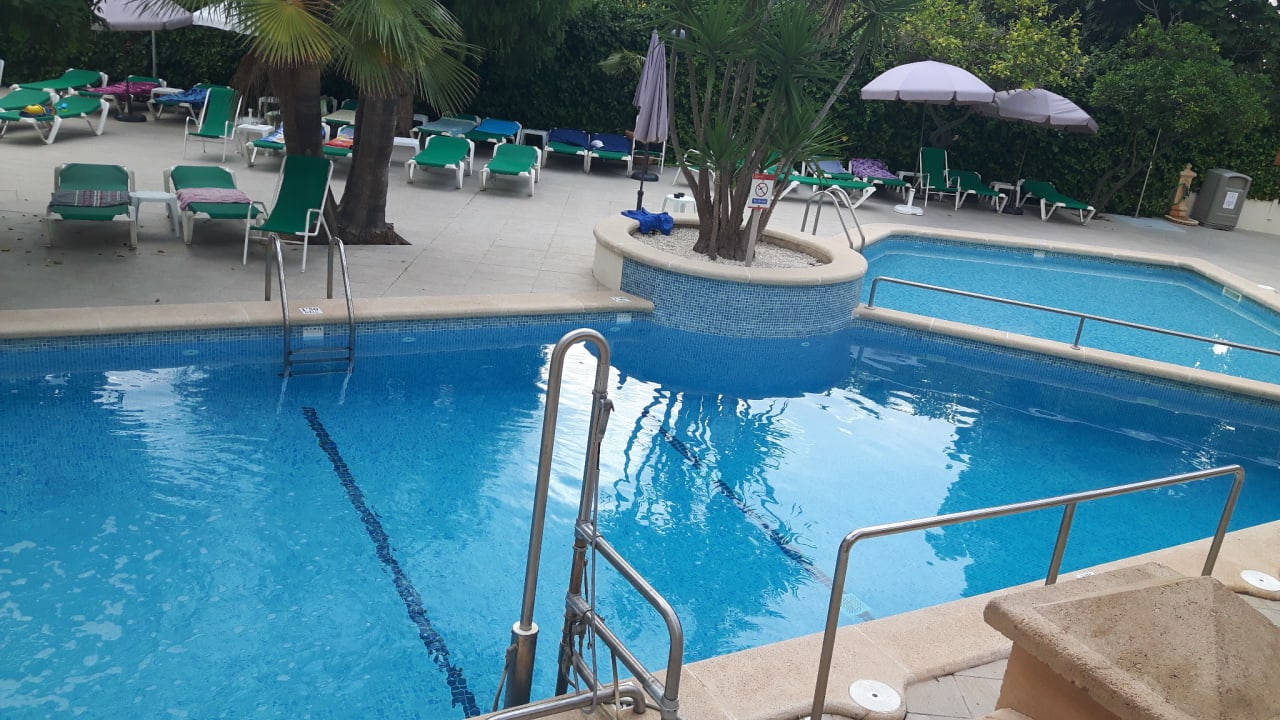 Pool FLOR los Almendros Hotel