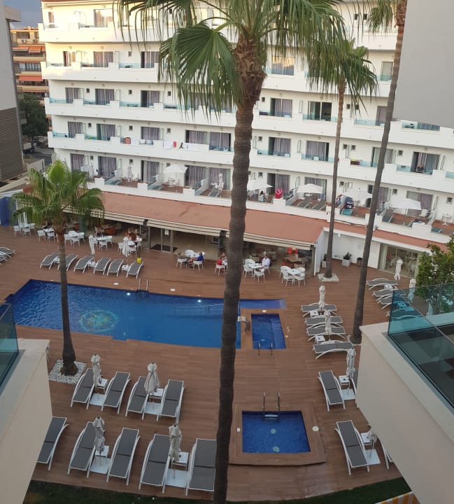 Außenansicht Hotel Metropolitan Playa