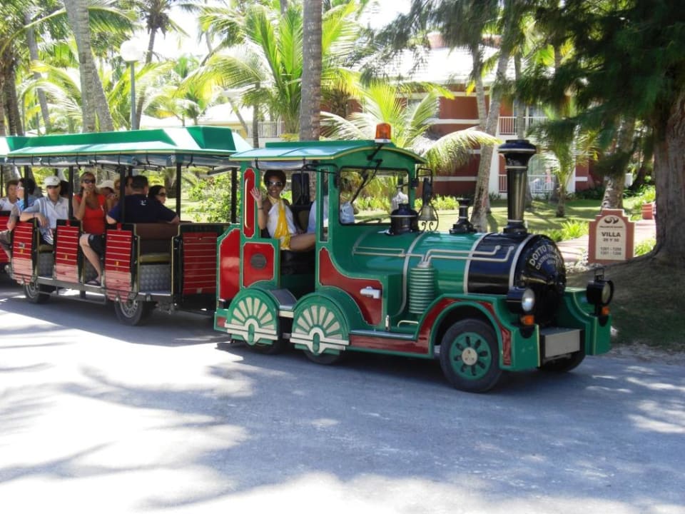 Bimmelbahn Hotel Grand Palladium Palace Resort, Spa & Casino