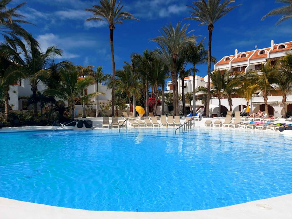 Pool Parque Santiago III Official