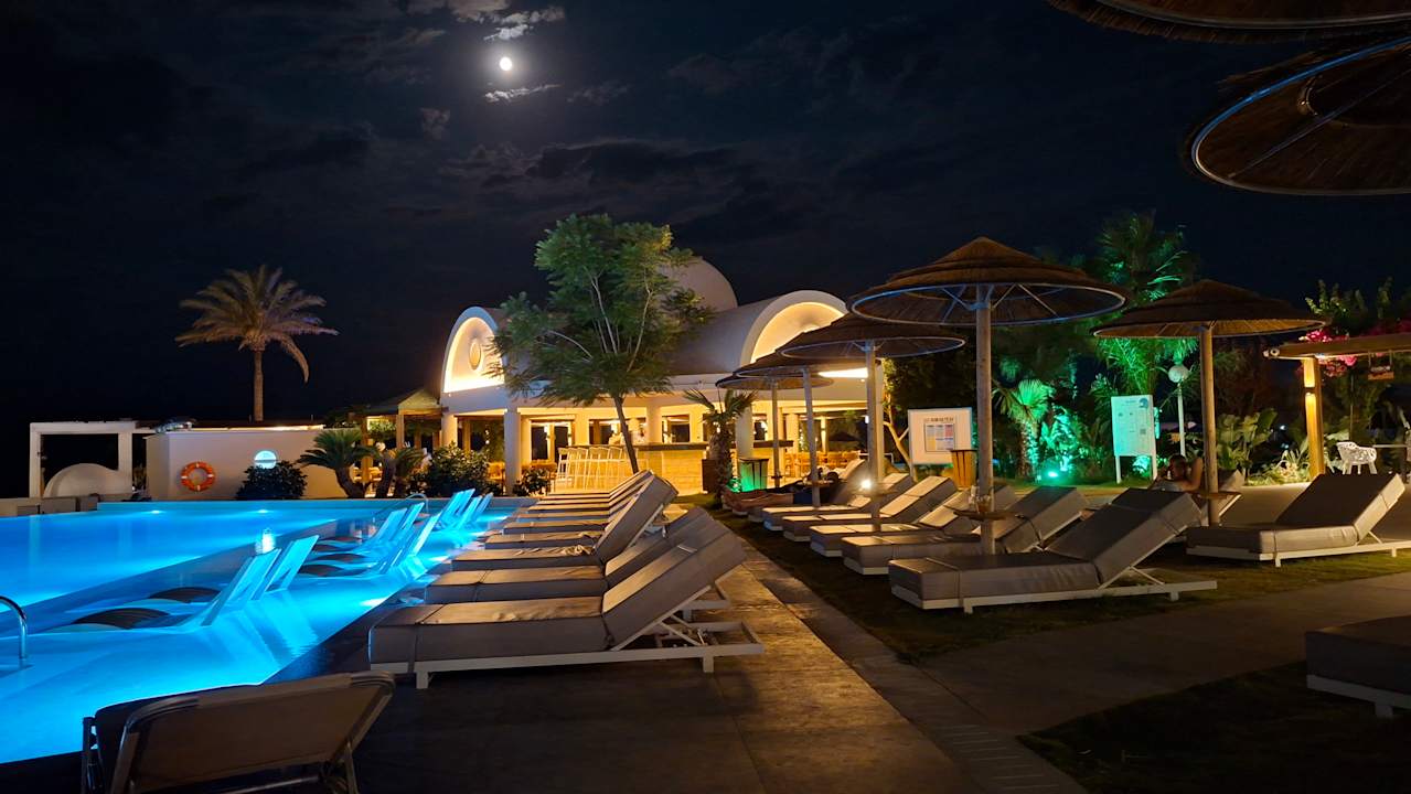 Pool Pegasos Deluxe Beach Hotel