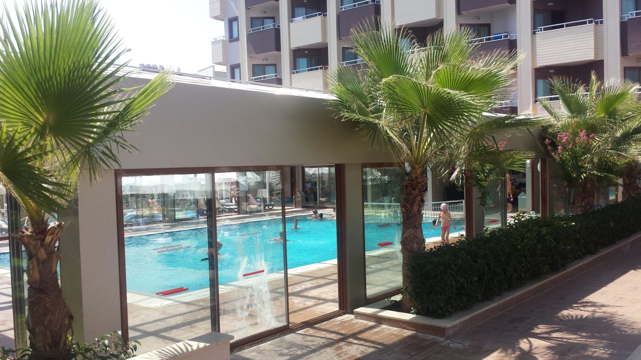 Der Indoorpool Hane Family Resort