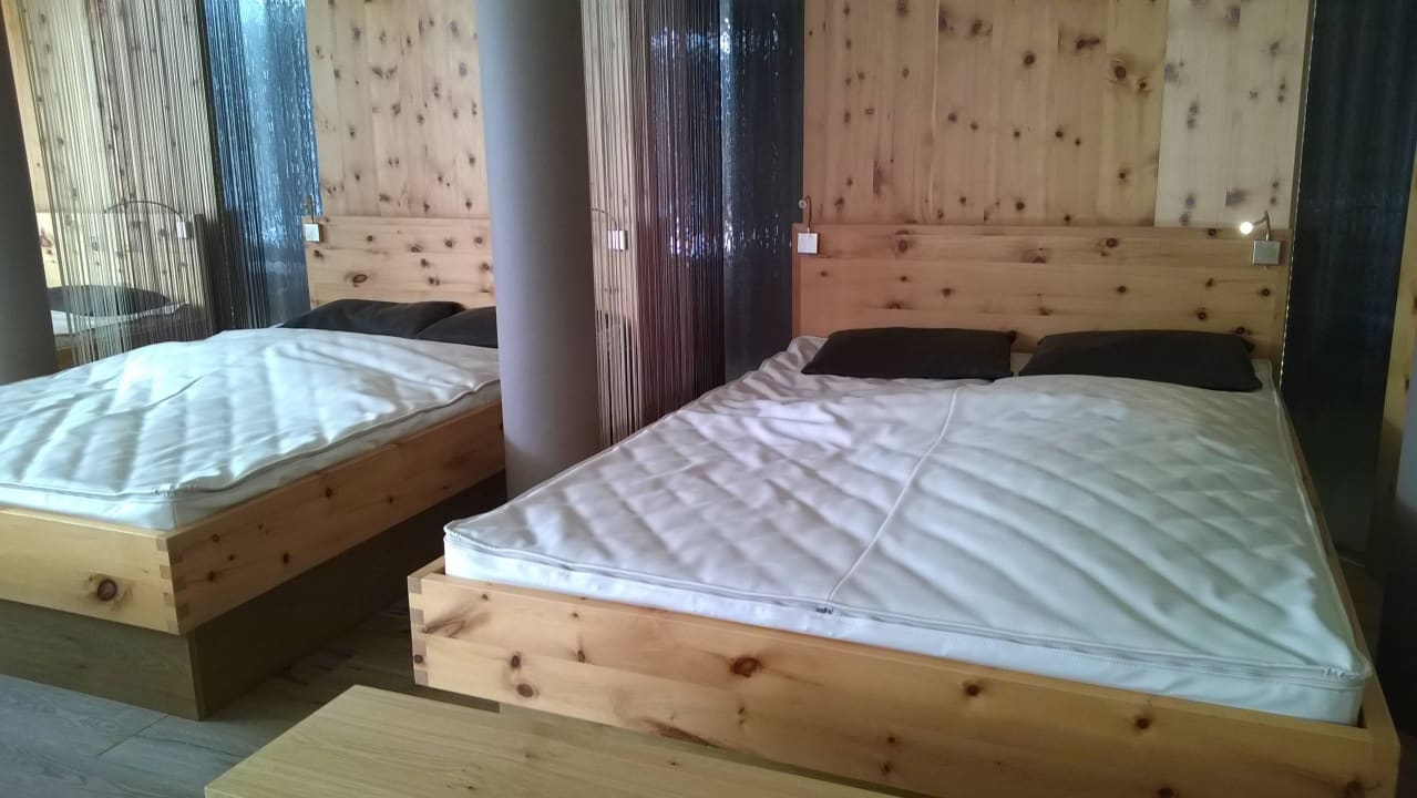 Ruheraum mit Wasserbetten Rieser Achensee Resort