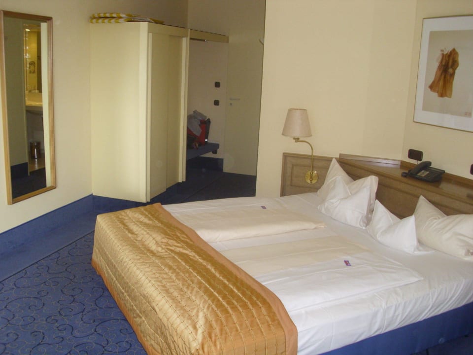 Blick ins Zimmer Best Western Plus Residenzhotel Lueneburg