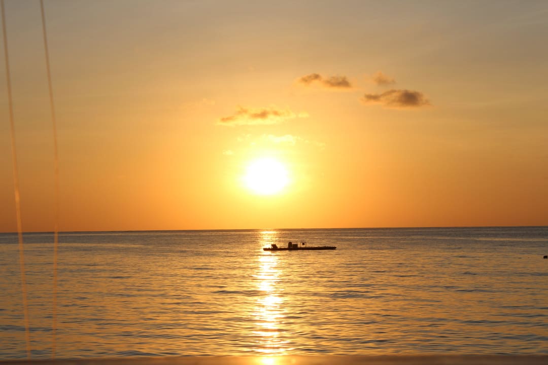 Früh sein lohnt sich, Sonnenaufgang NH Collection Maldives Reethi Resort