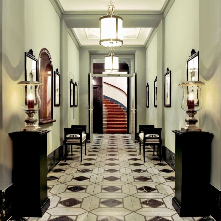 Eingang Hotel Kärntnerhof