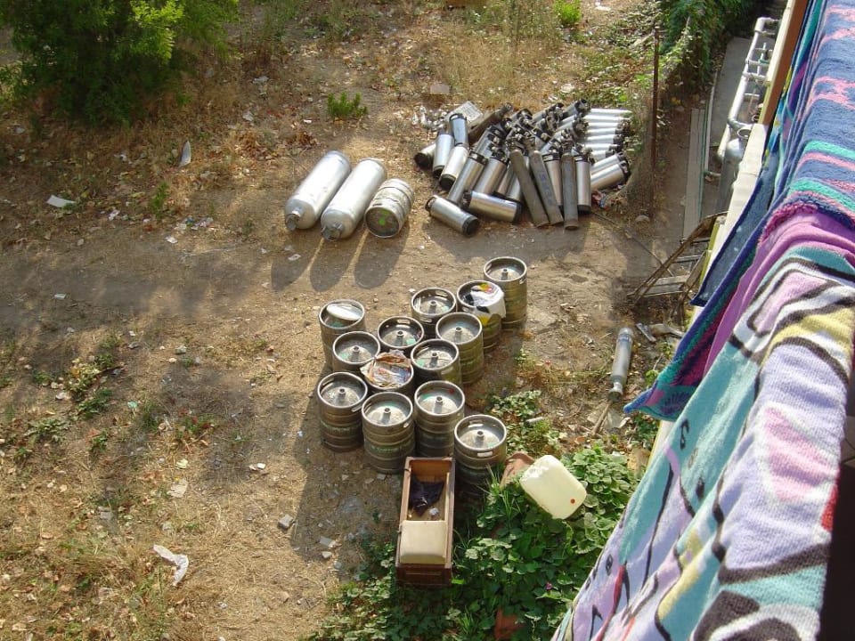 Die Müllhalde unter unserem Balkon! Side Miami Beach