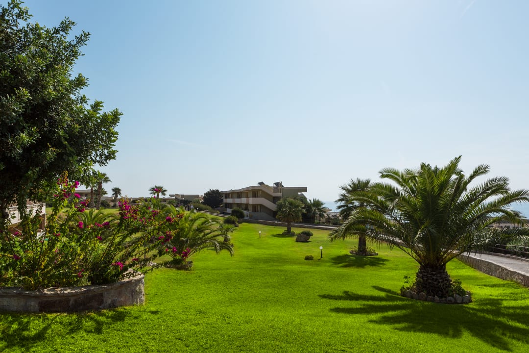 Gartenanlage Hotel Kalithea Horizon Royal