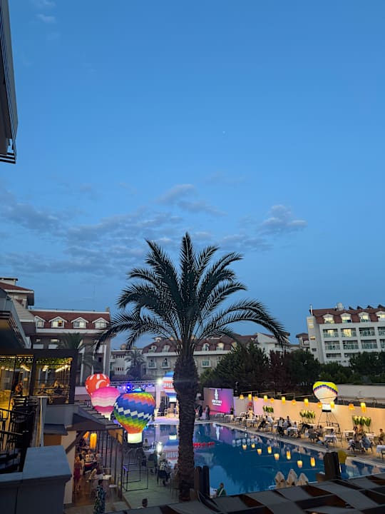 Ausblick Side Story Resort & Spa